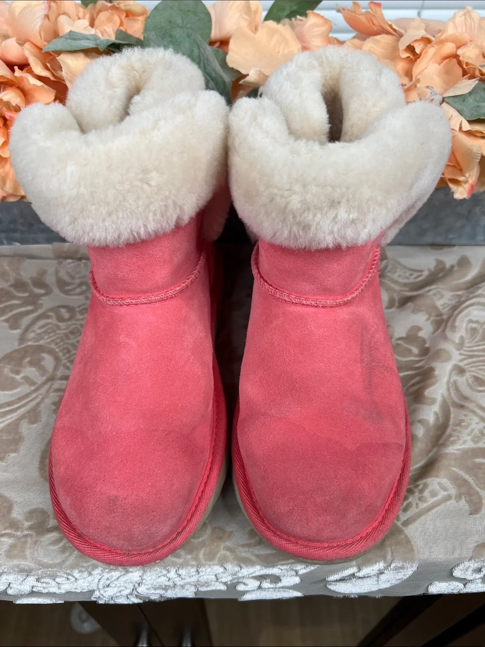 Ugg Saniya Mini Size 2
